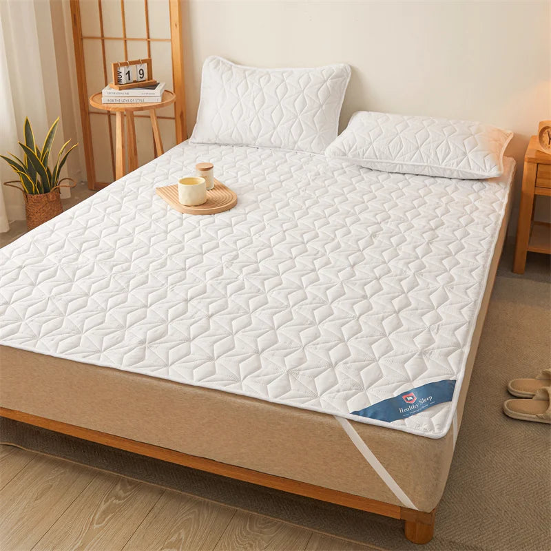 Waterproof Quilted Mattress Protector – Non-Slip Cotton Bed Pad